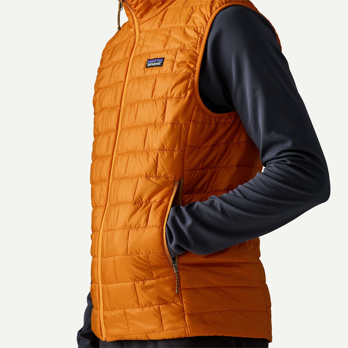 Мужской жилет Patagonia Nano Puff Vest, цвет: Оранжевый — фото 4
