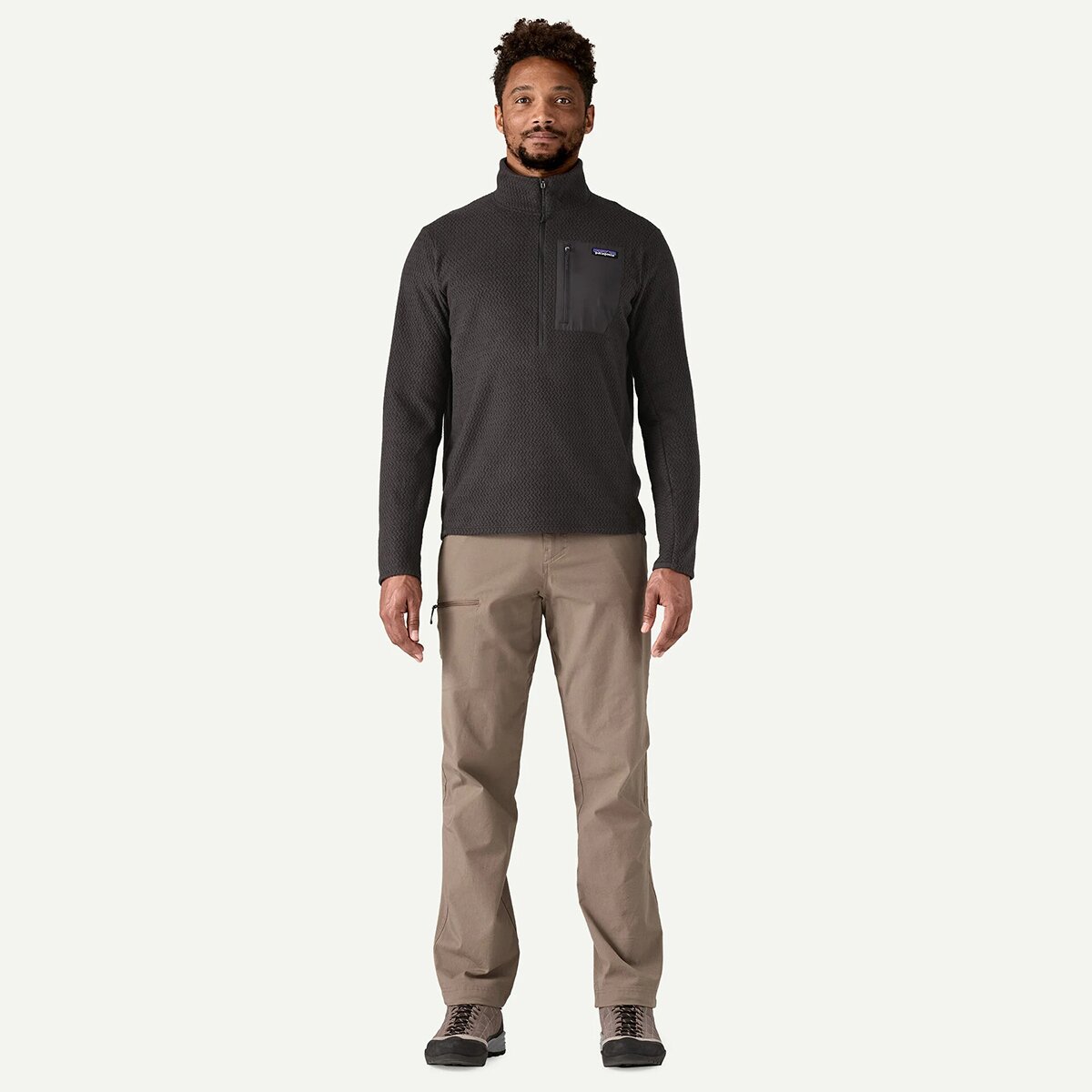 Мужской свитер Patagonia R1 Air Zip-Neck Fleece Pullover, цвет: Чёрный — фото 4