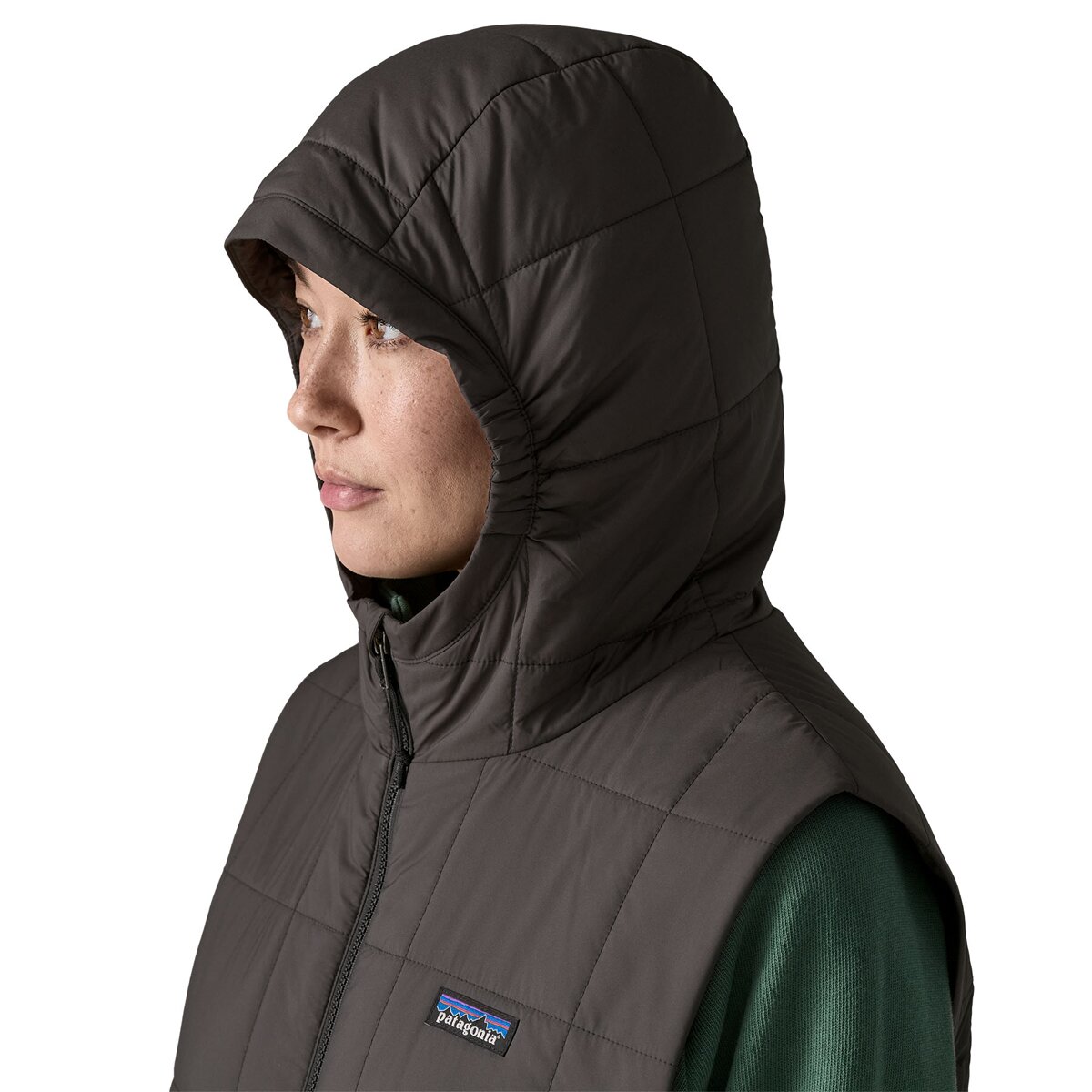 Женский жилет Patagonia Light Gust Hooded Vest, цвет: Чёрный — фото 6