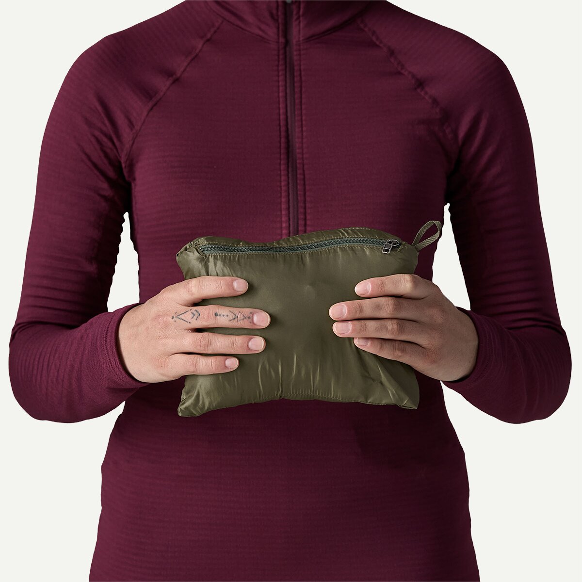 Женская куртка Patagonia Nano Puff Insulated, цвет: Зелёный, вариант 1 — фото 5