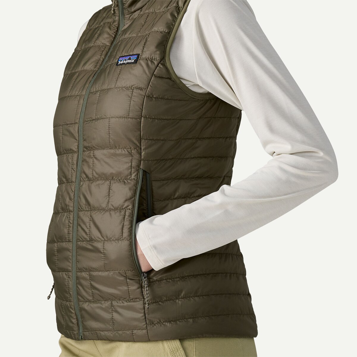 Женский жилет Patagonia Nano Puff Vest, цвет: Зелёный, вариант 1 — фото 5