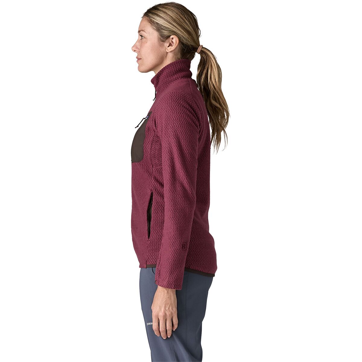 Женская куртка Patagonia R1 Air, цвет: Ягодный инжирный — фото 3