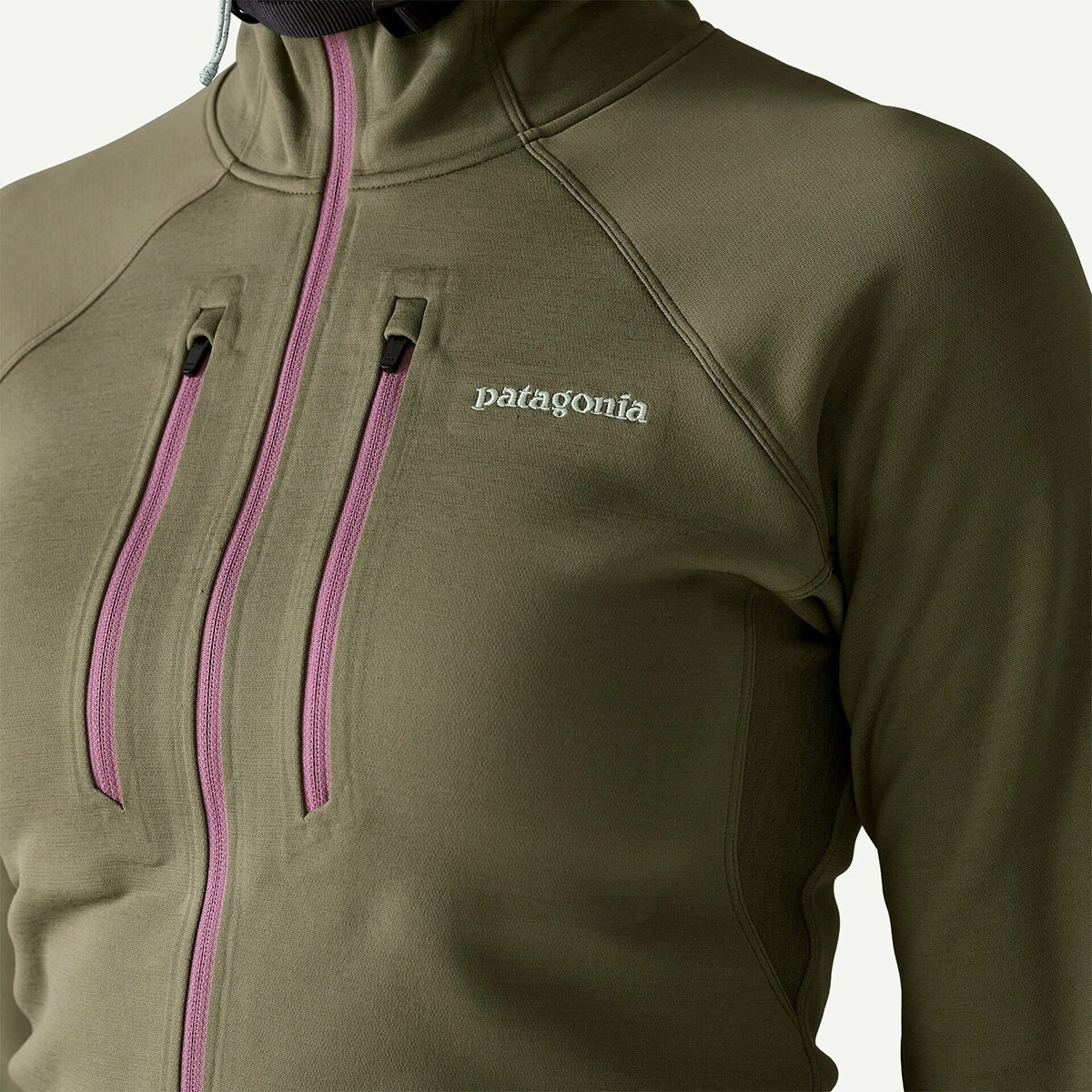 Женское худи Patagonia R1 Ultralight, цвет: Зелёный — фото 6