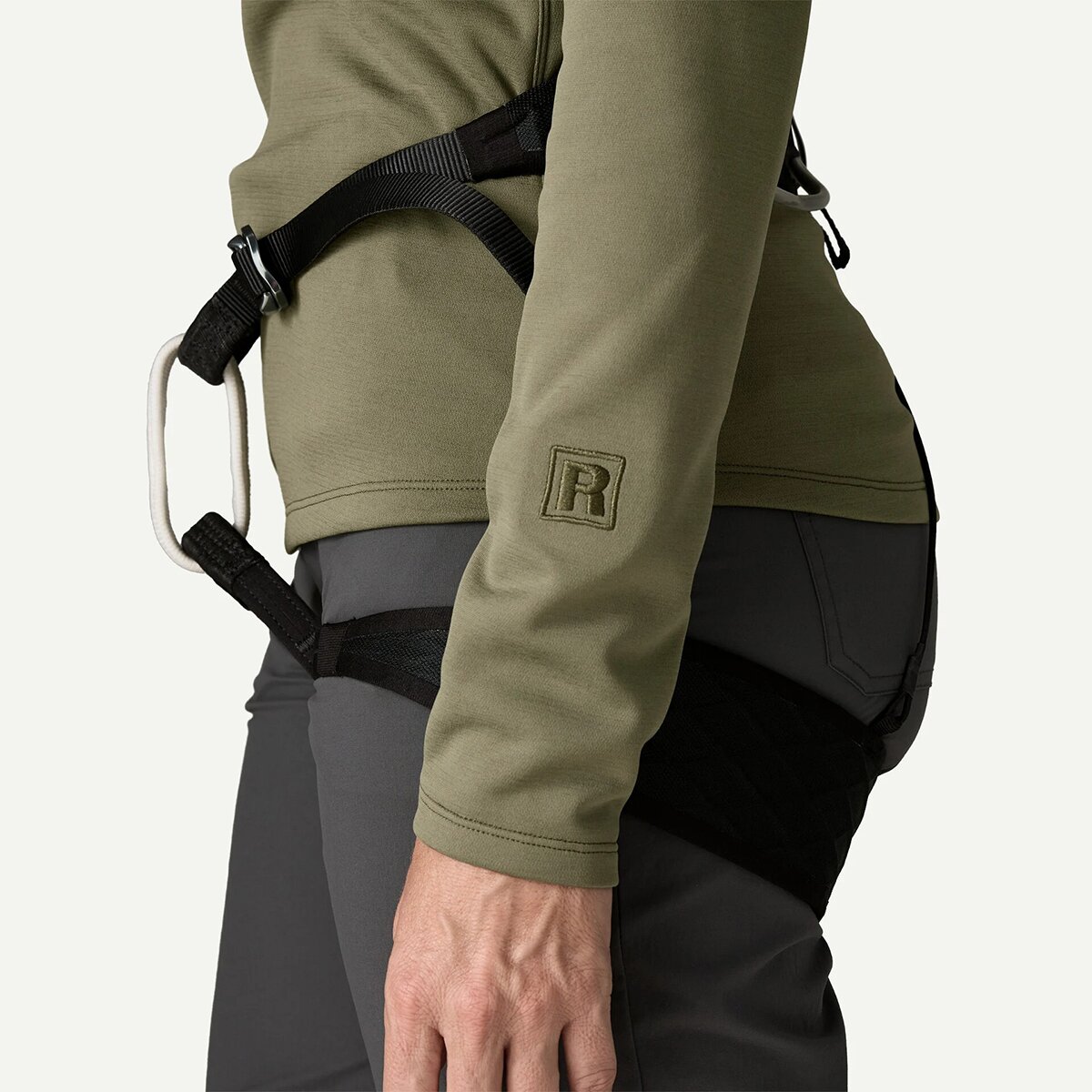 Женское худи Patagonia R1 Ultralight, цвет: Зелёный — фото 8