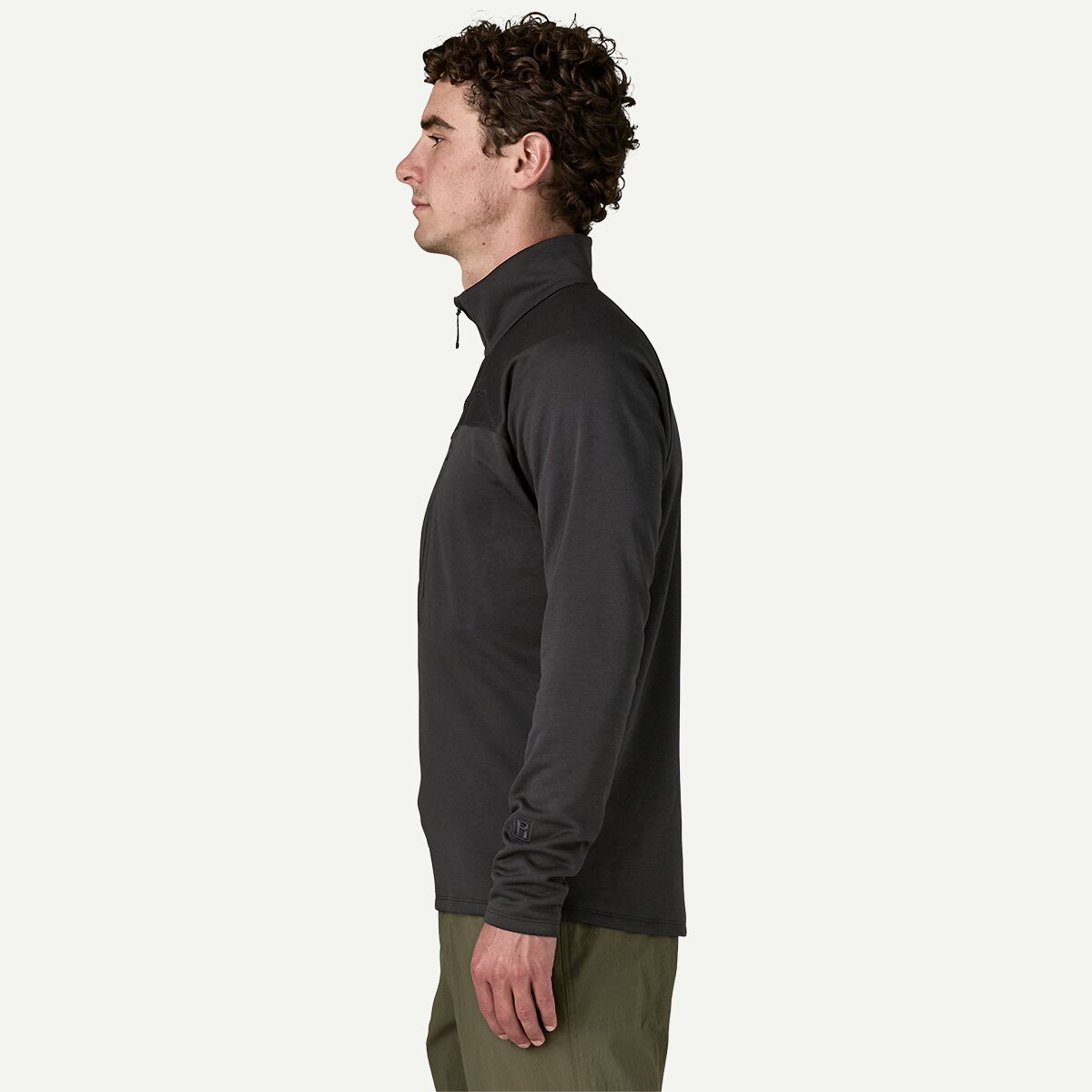 Мужская куртка Patagonia R1 Ultralight 1/2-Zip, цвет: Чёрный — фото 2
