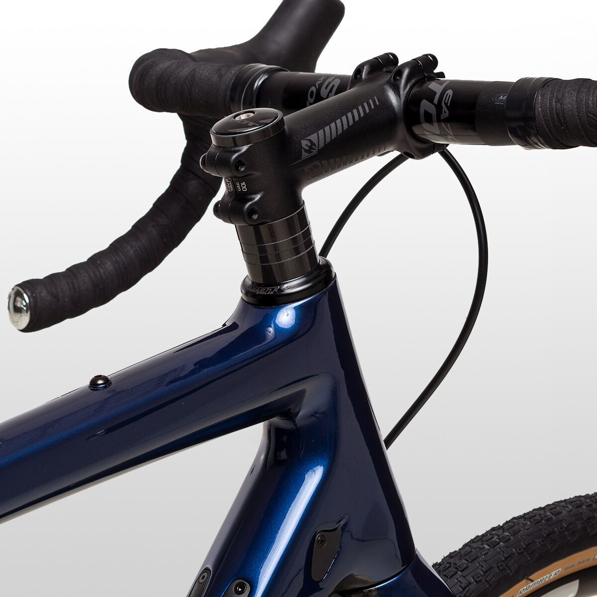 Pivot Vault Pro Ultegra Di2 Gravel Bike