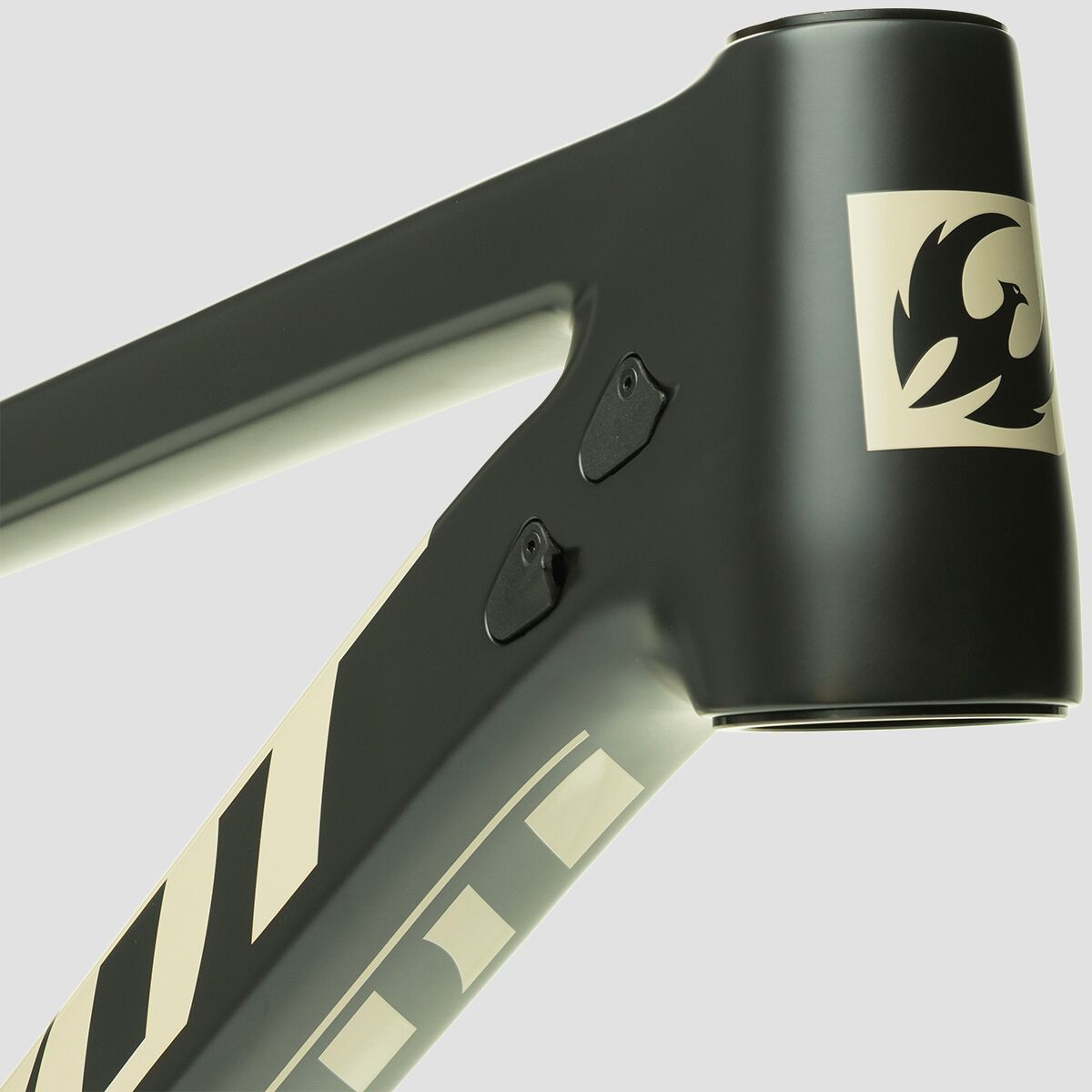Pivot Switchblade V6 Carbon Frame