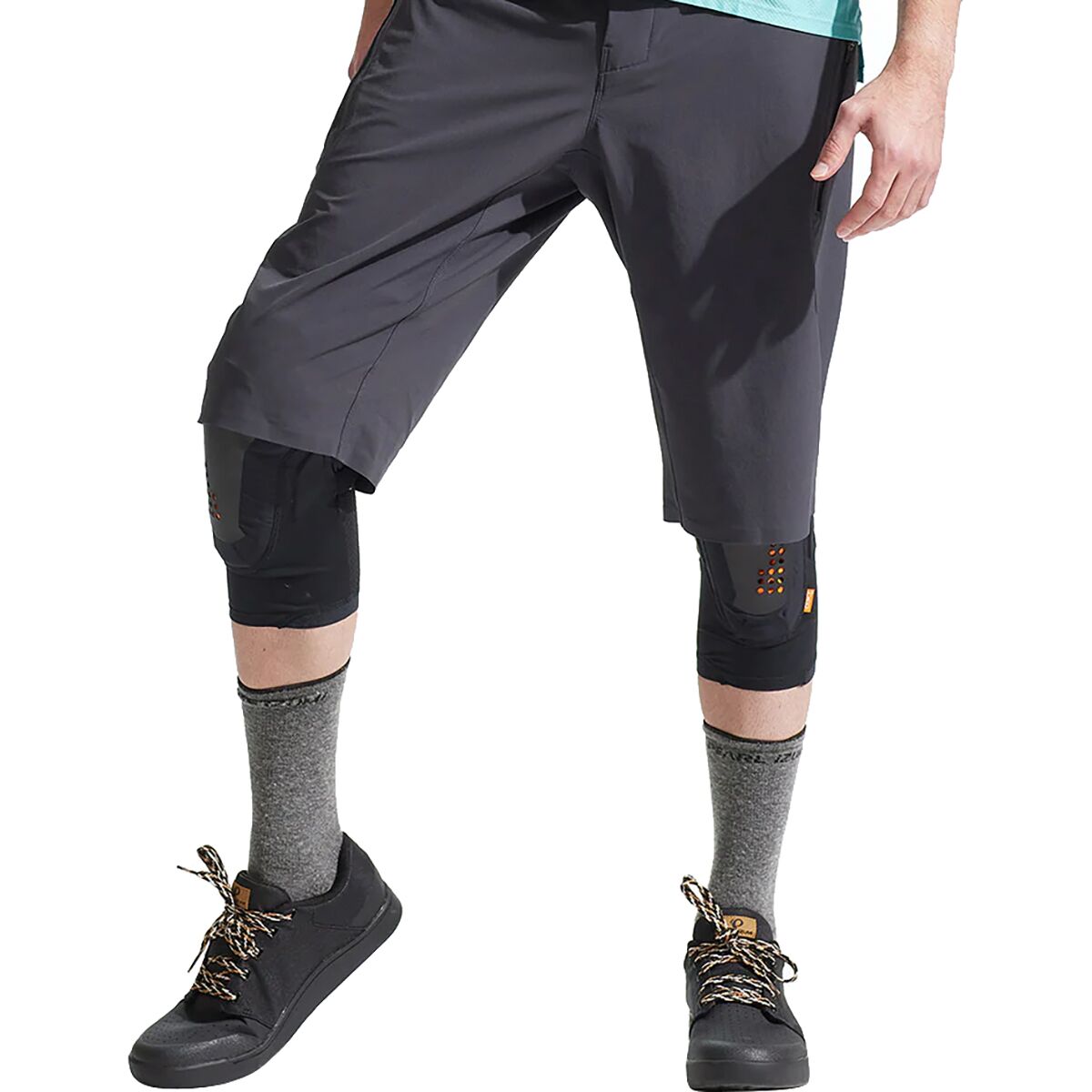 PEARL iZUMi Elevate Knee Guard