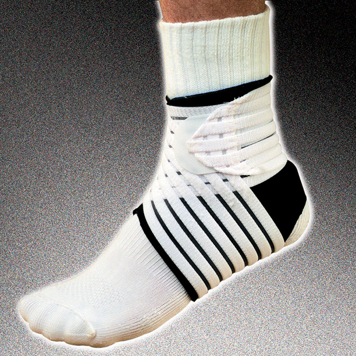 ProTec Athletics Ankle Wrap Hike & Camp