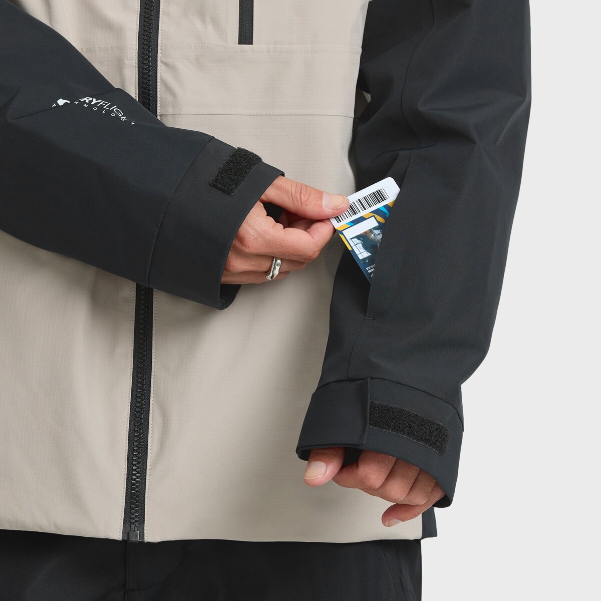 Мужская куртка Quiksilver Ultralight 20K, цвет: String — фото 6