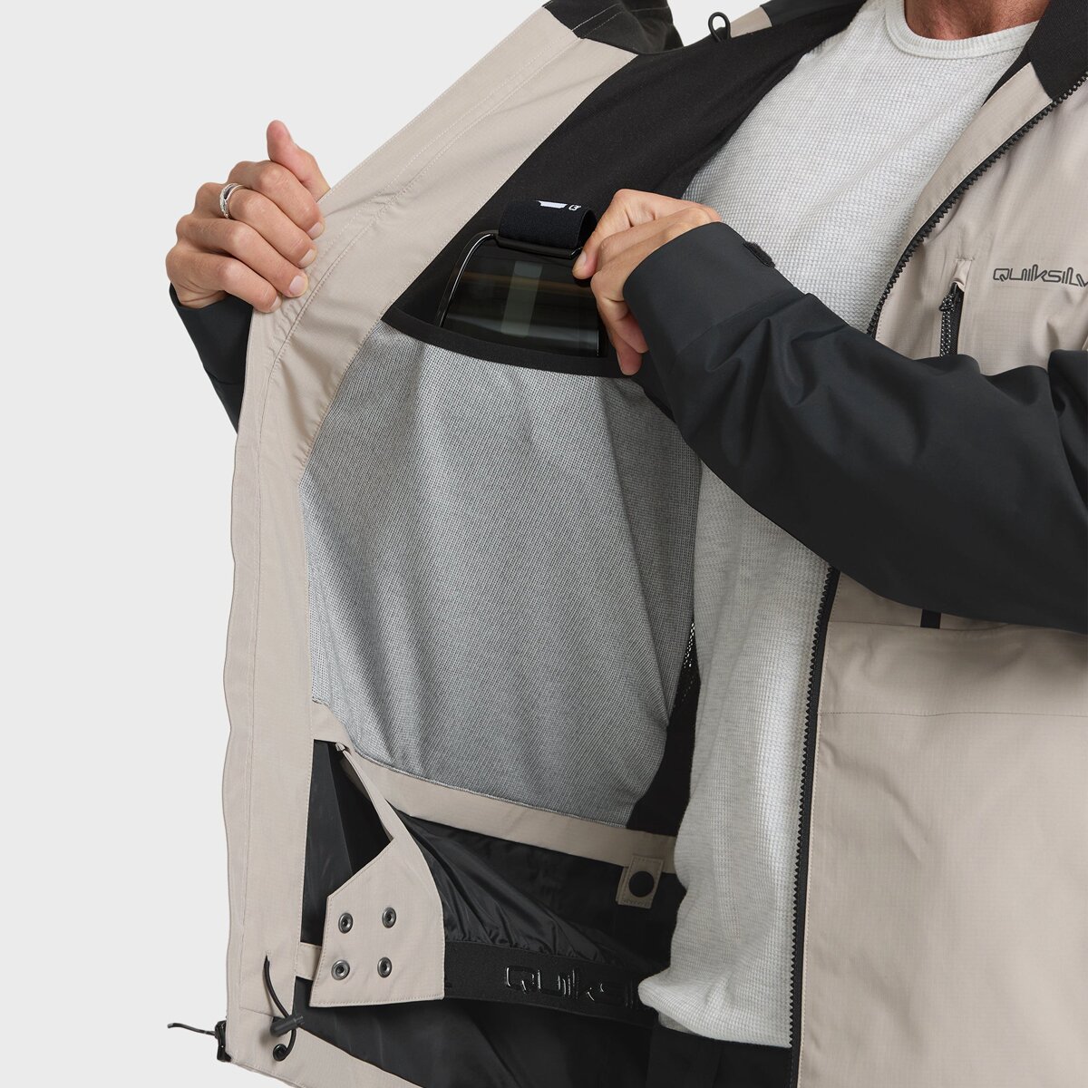 Мужская куртка Quiksilver Ultralight 20K, цвет: String — фото 7