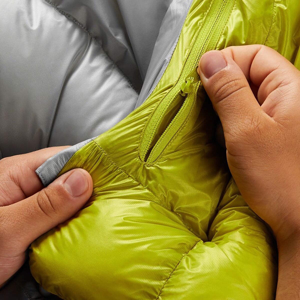 Rab Mythic 400 Sleeping Bag: 20F Down