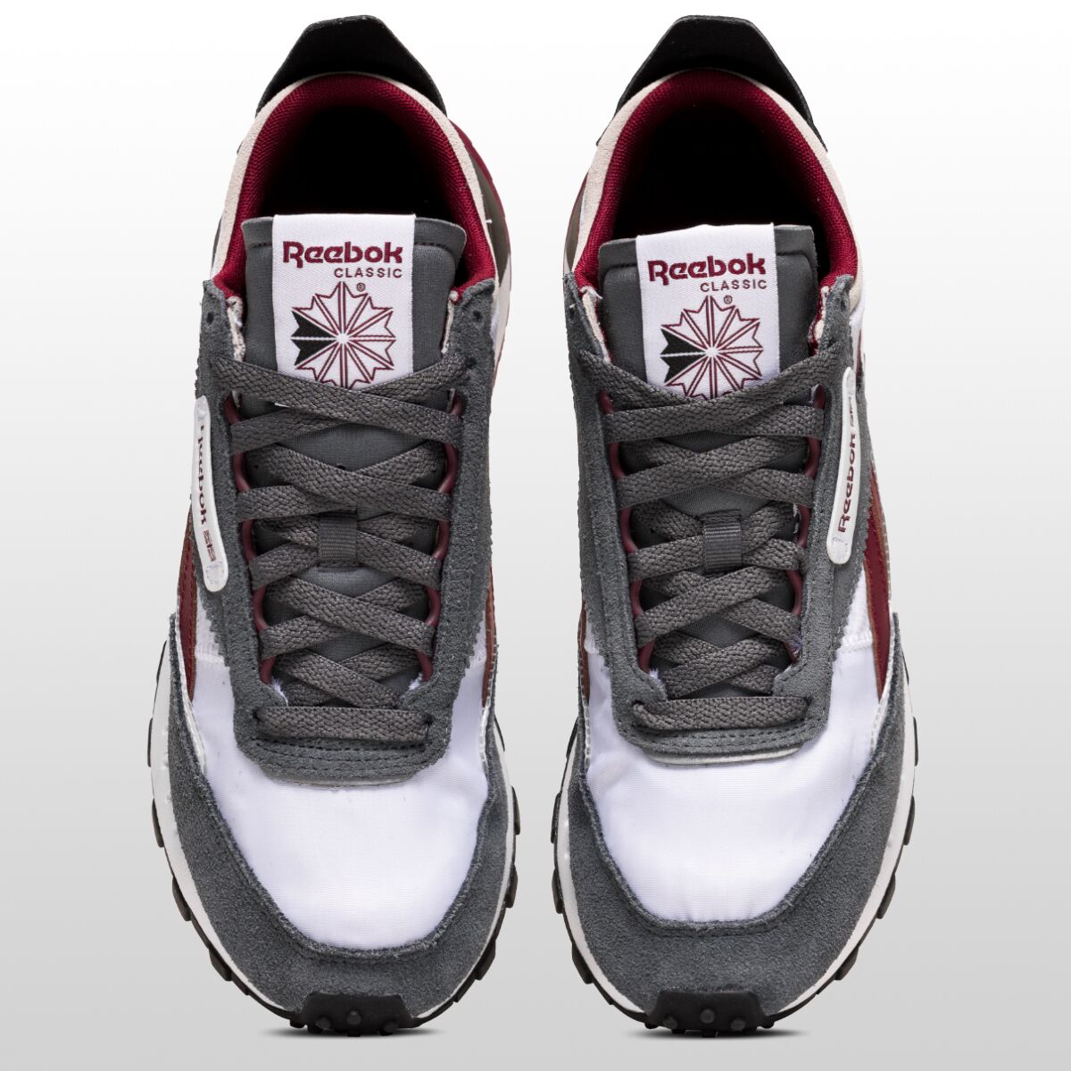 reebok classics cl legacy trainers in beige
