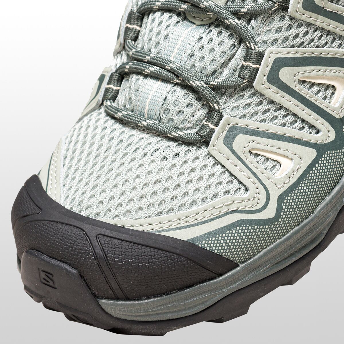 salomon x ultra 3 low aero hiking shoes