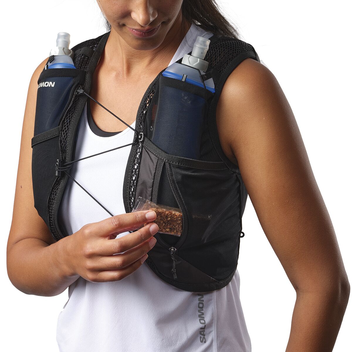 Salomon Active Skin 4L Hydration Pack Set - Women's, цвет: Чёрный / Металлический — фото 7