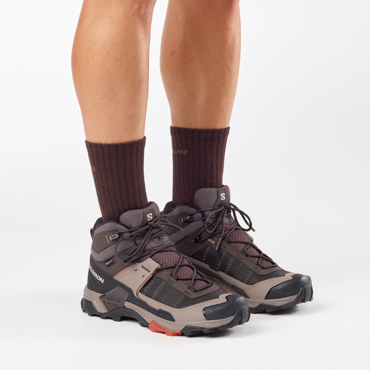 Мужские ботинки Salomon X Ultra 5 Mid GTX Hiking Boot, цвет: Чёрный кофейный / Орех — фото 4