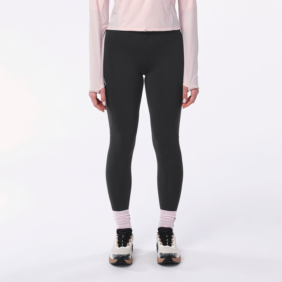 Женские брюки Salomon Shkout Core Warm Tight, цвет: Глубокий чёрный — фото 1