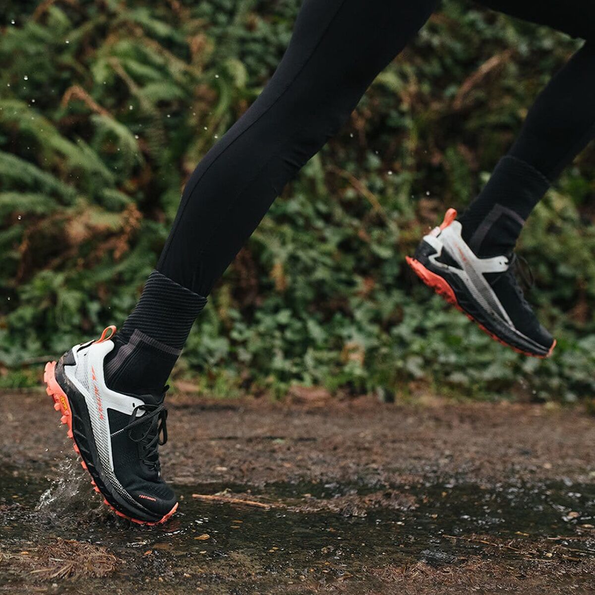 Showers Pass Crosspoint Wool Blend UltraLight Waterproof Sock Bike