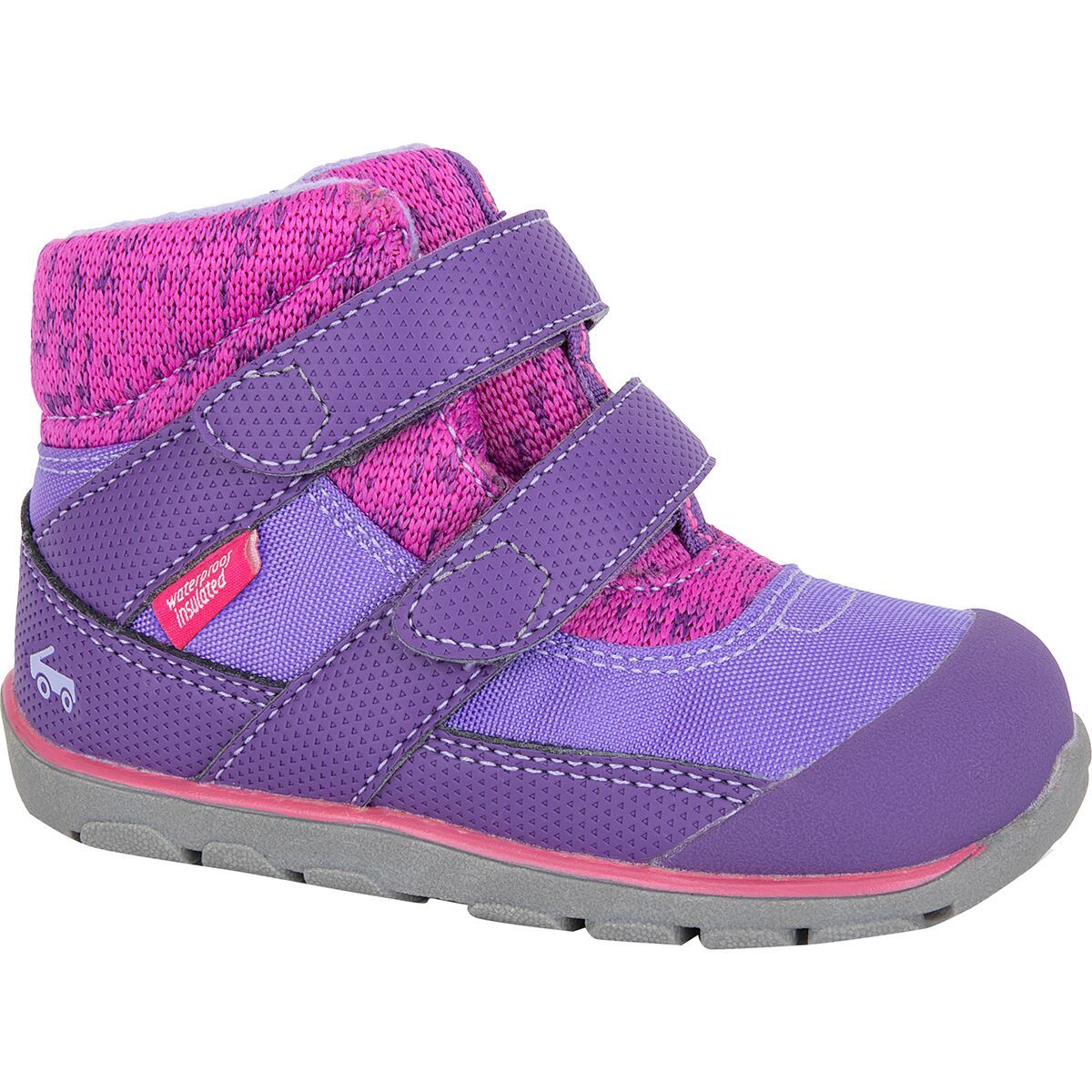 2 hole cleat shoes