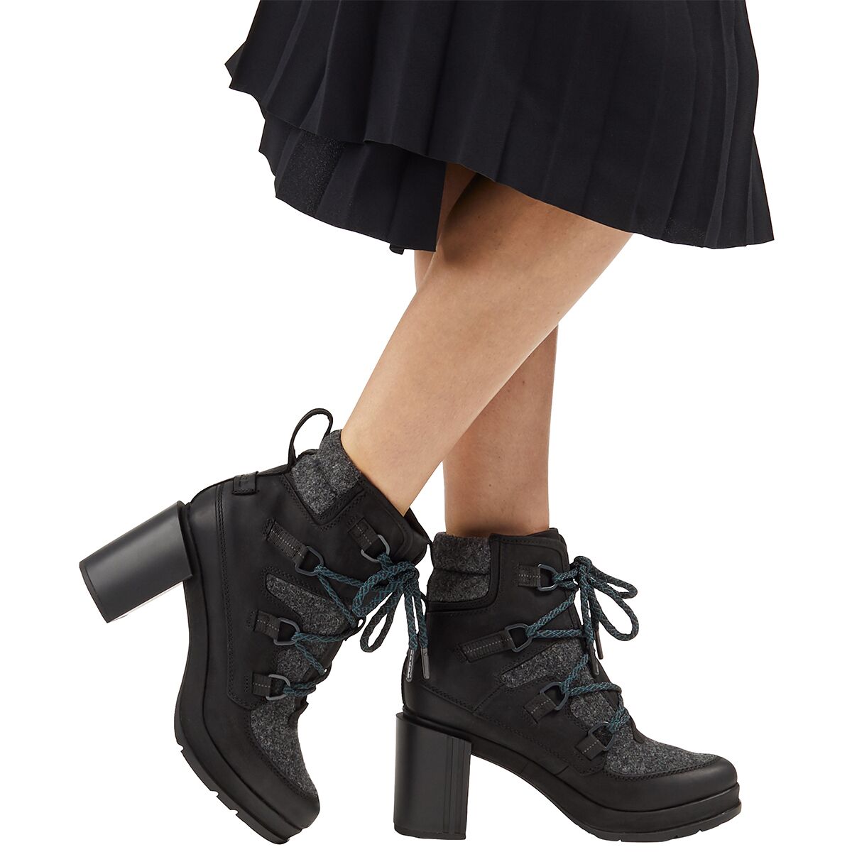 sorel blake lace bootie
