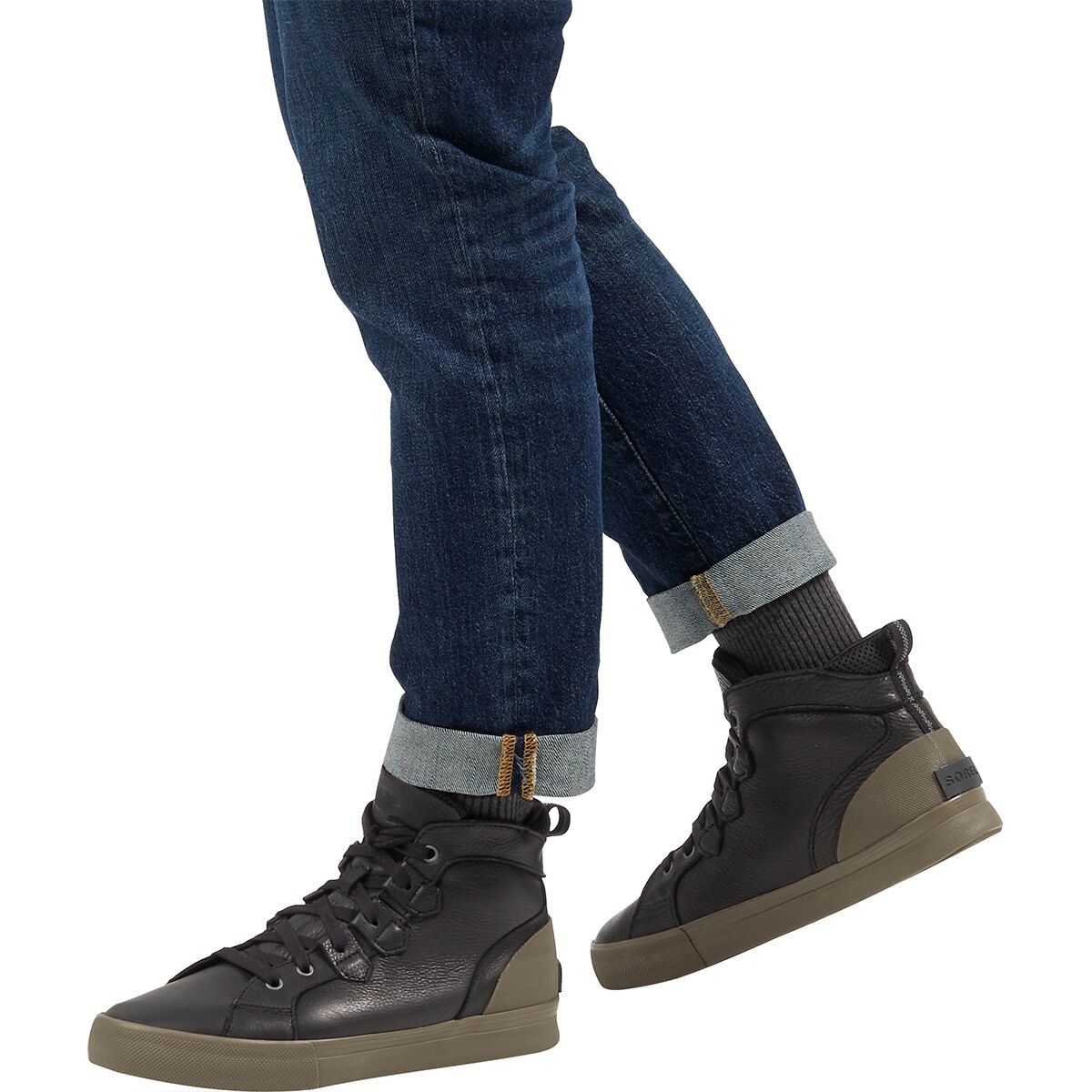 sorel caribou sneaker