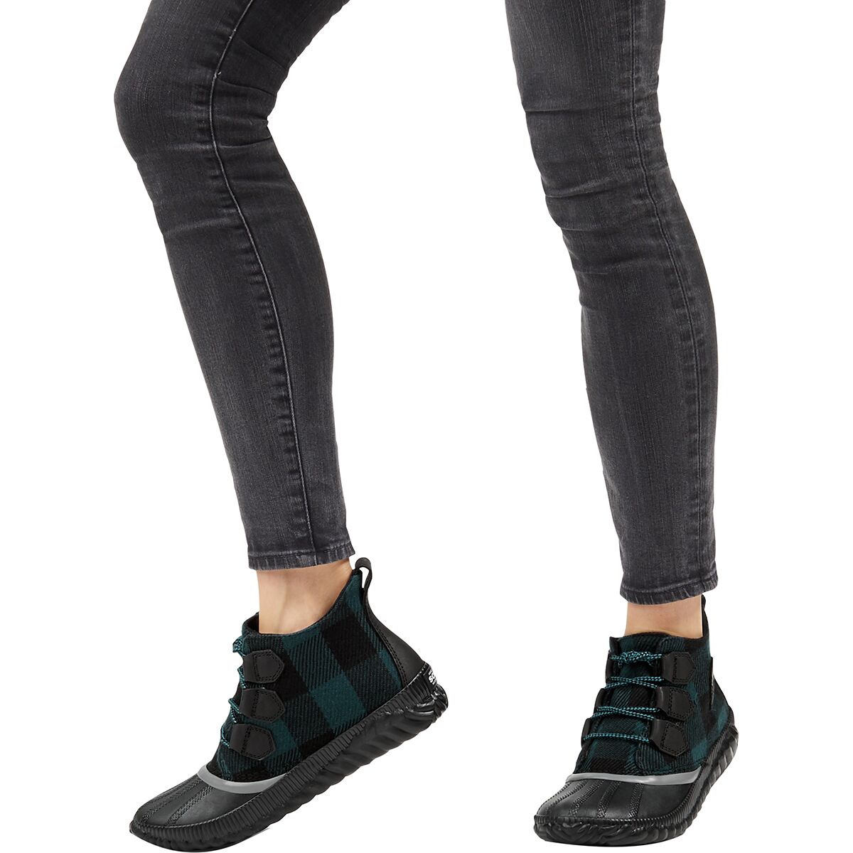 sorel out n about plaid