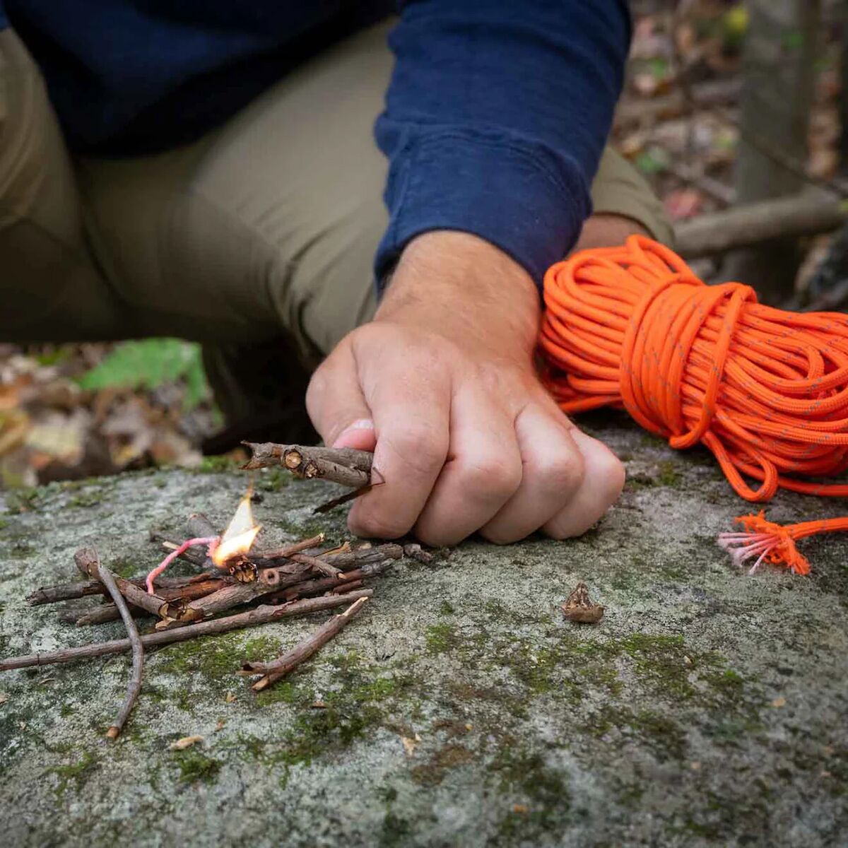 S.O.L Survive Outdoors Longer Fire Lite 550 Reflective...