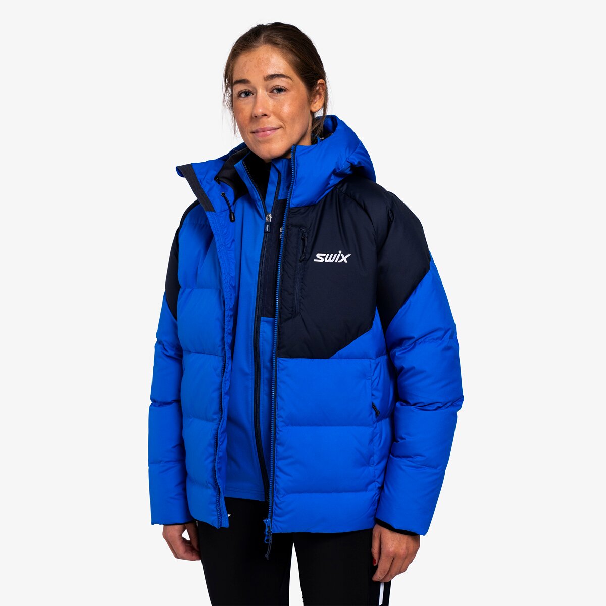 Женская куртка Swix Focus Down Jacket, цвет: Синий / Тёмный тёмно-синий — фото 5
