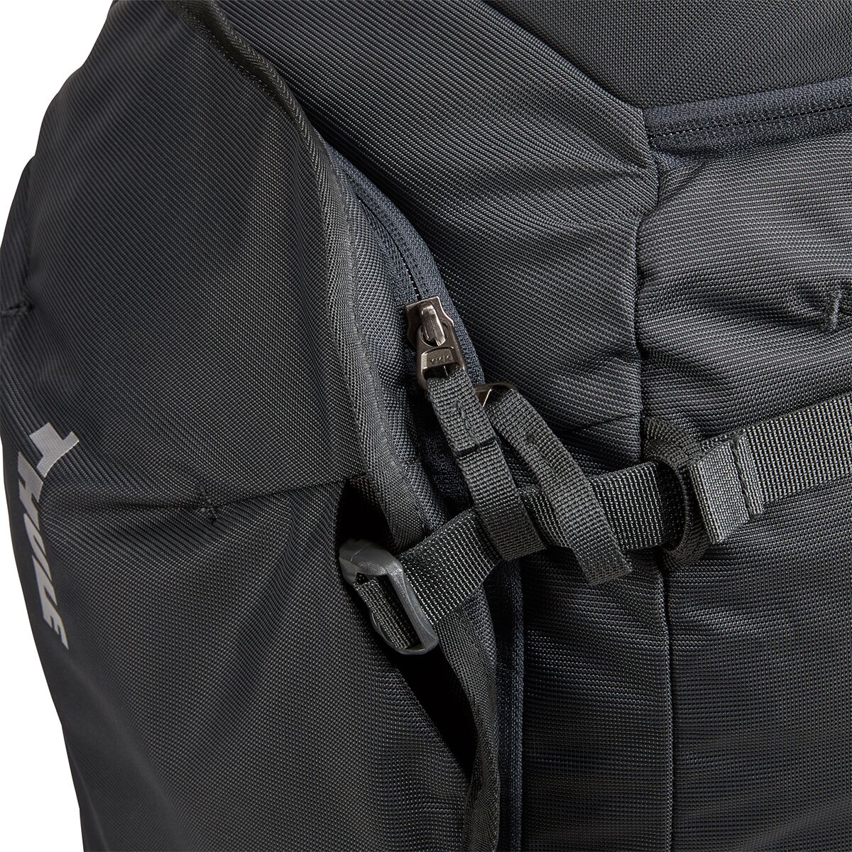 Thule Landmark 60L Travel Pack