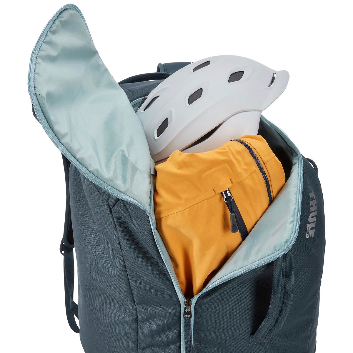 thule roundtrip boot backpack 45l