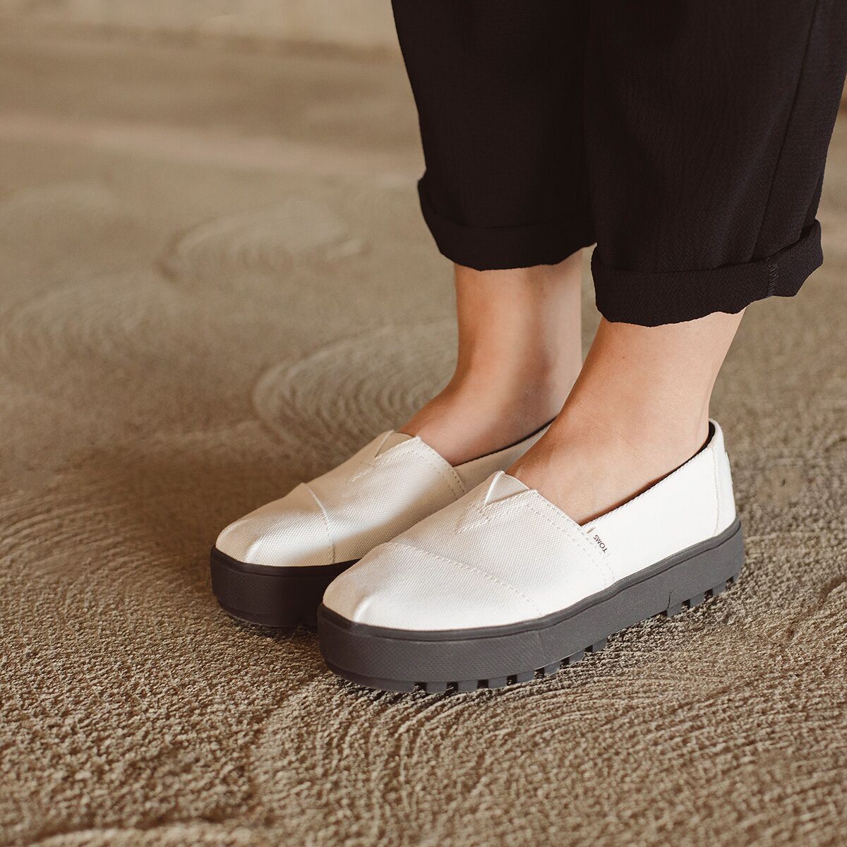 womens globe skate shoes