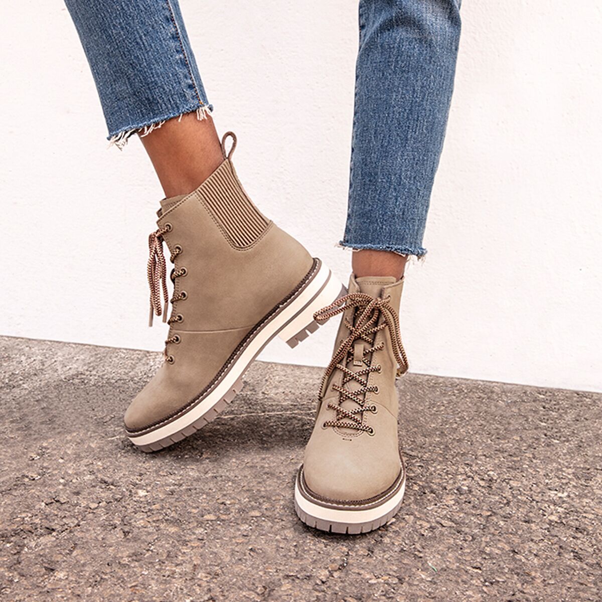 toms lace up shoes womens