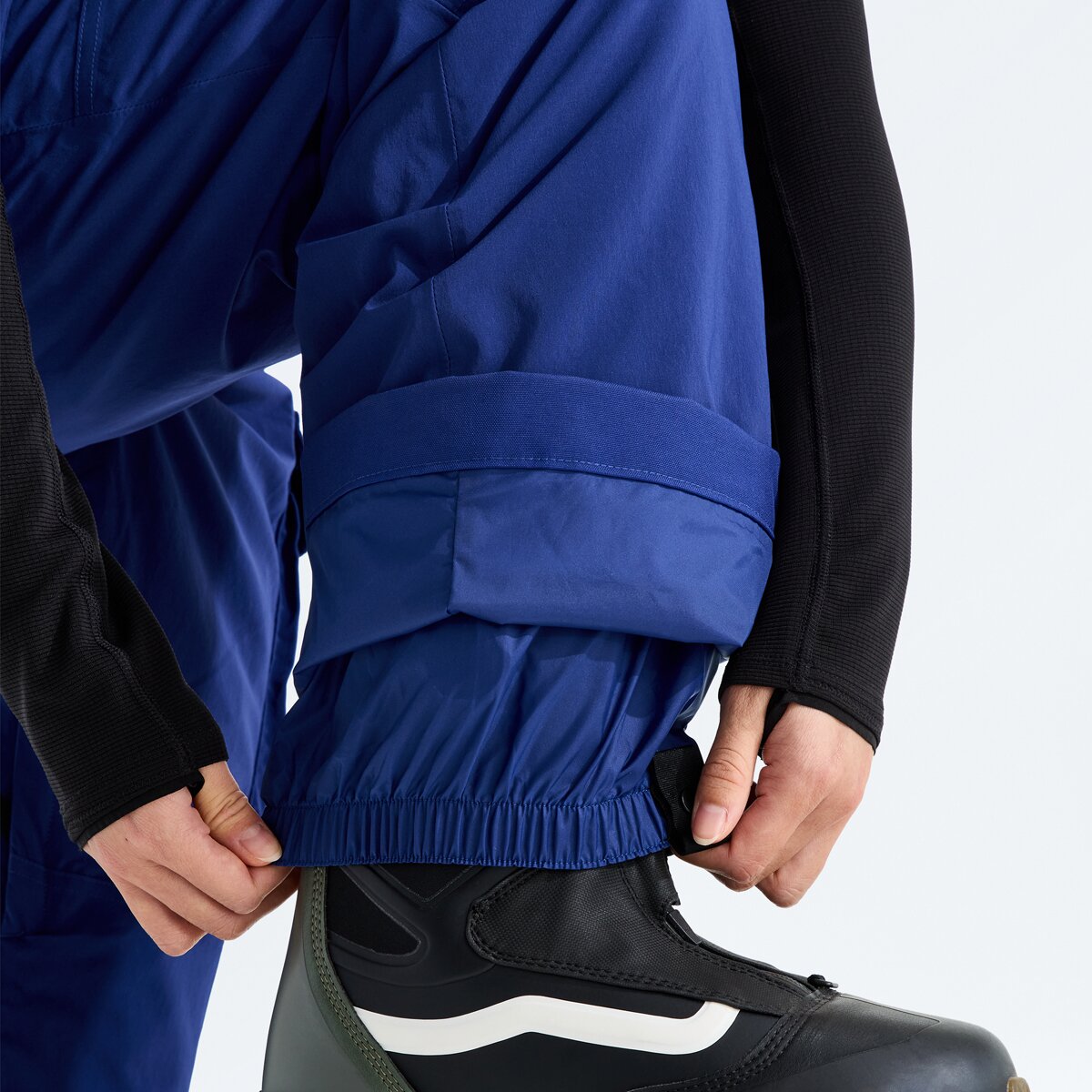 Женские брюки The North Face Freedom Insulated Bib Pant, цвет: Насыщенный синий — фото 5