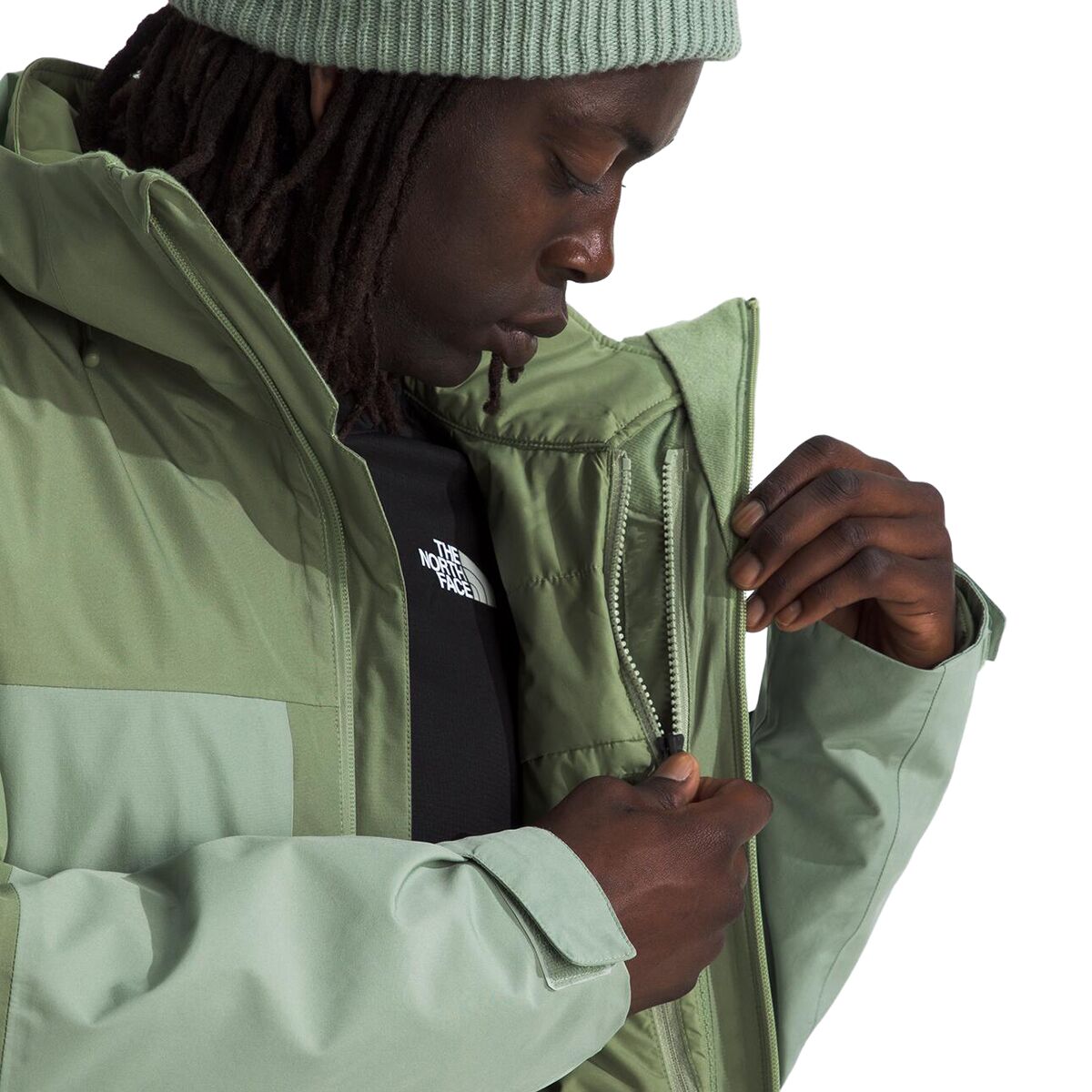 Мужская куртка The North Face ThermoBall Eco Snow Triclimate, цвет: Туманный / Сланцевый мох — фото 7