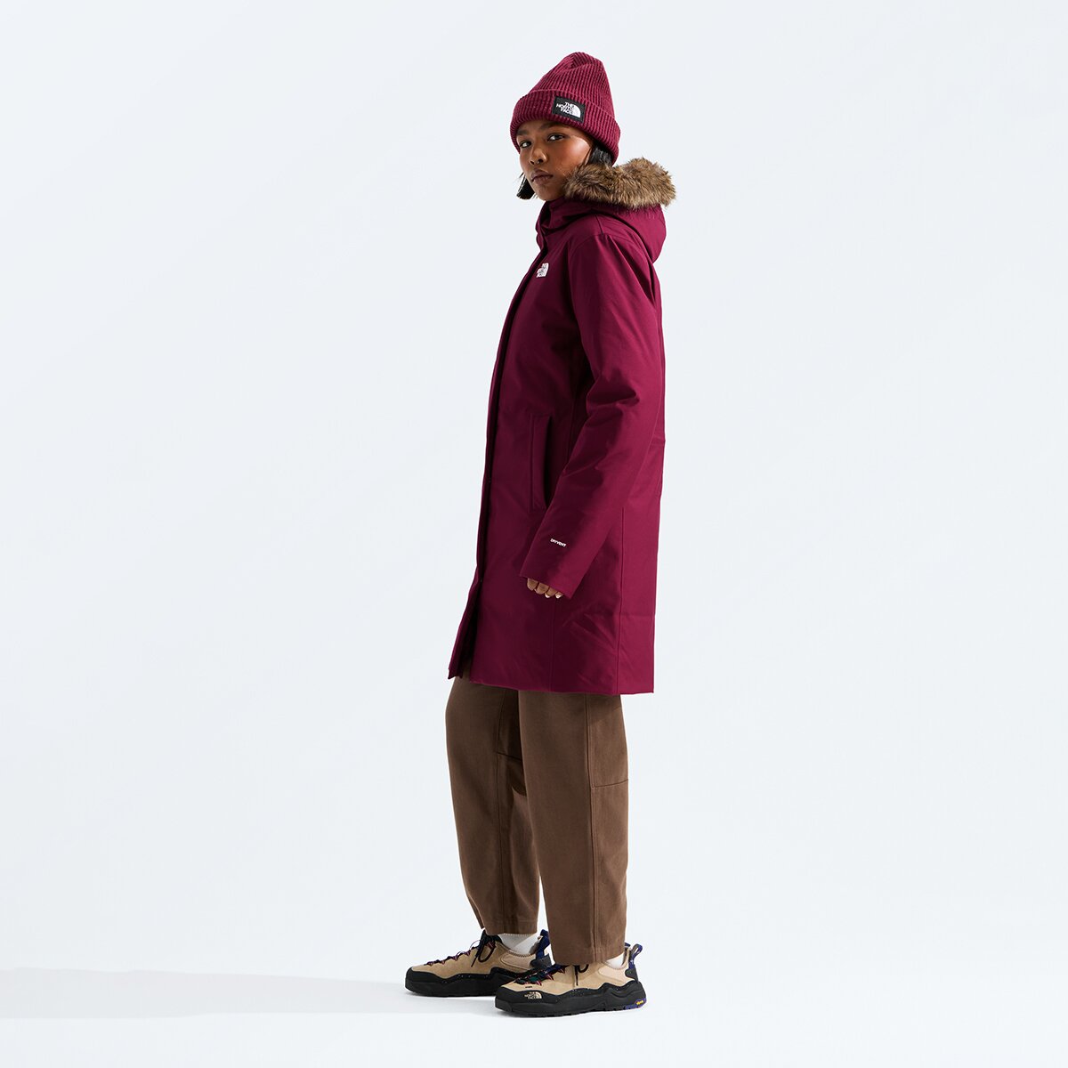 Женская куртка The North Face Arctic Down Parka, цвет: Бордовый — фото 3