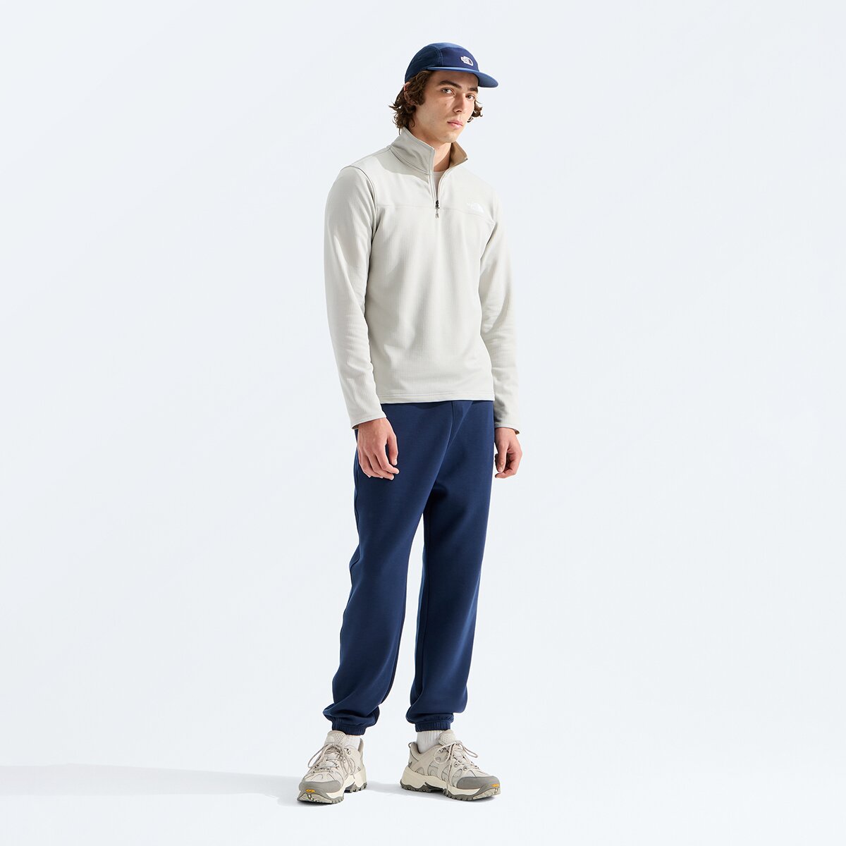 Мужская куртка The North Face Cedar Trail Grid Fleece 1/4-Zip, цвет: Облачный — фото 4