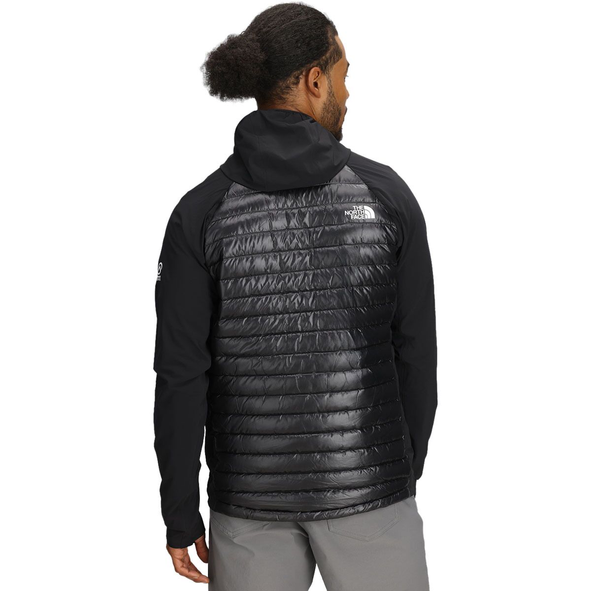 Мужская куртка The North Face Summit Breithorn LT Hybrid Hooded, цвет: Чёрный — фото 2