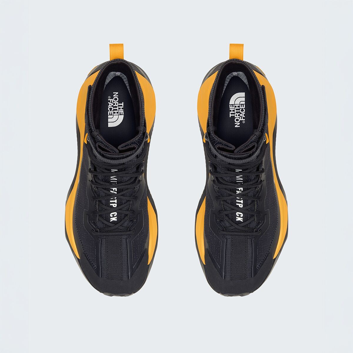 Ботинки The North Face Summit Fastpack GORE-TEX Hiking Boot, цвет: Чёрный / Снежный золотой — фото 3