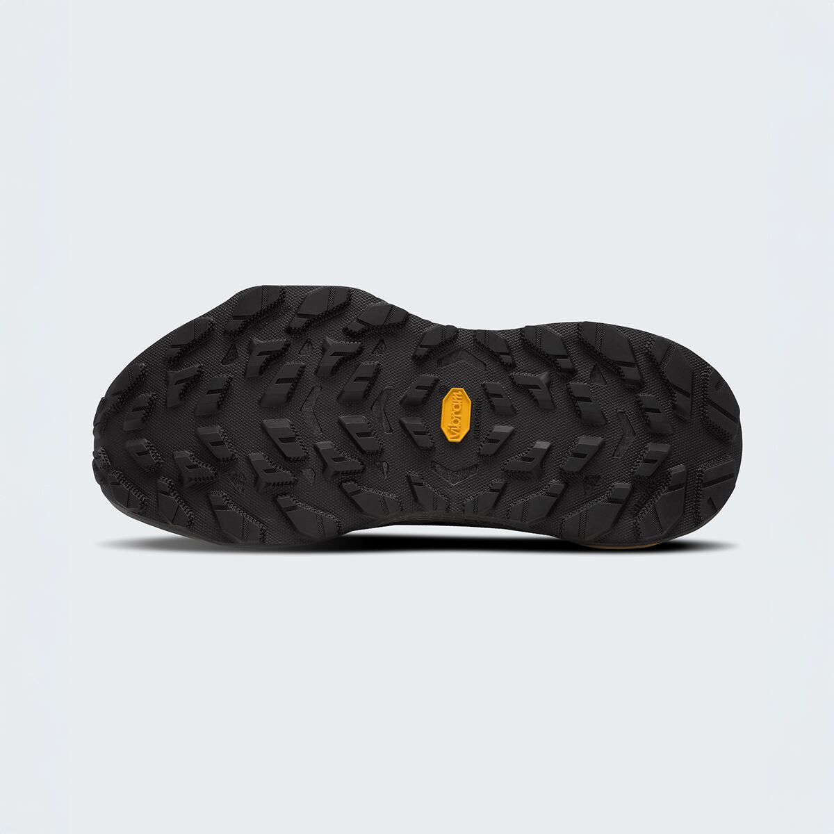 Ботинки The North Face Summit Fastpack GORE-TEX Hiking Boot, цвет: Чёрный / Снежный золотой — фото 4