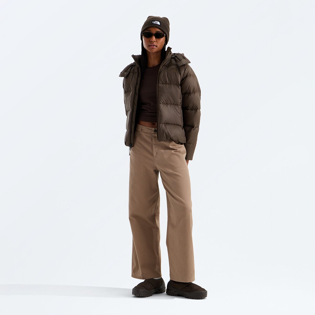 Женская куртка The North Face Hydrenalite City Down Hooded, цвет: Тёмный каштановый — фото 6