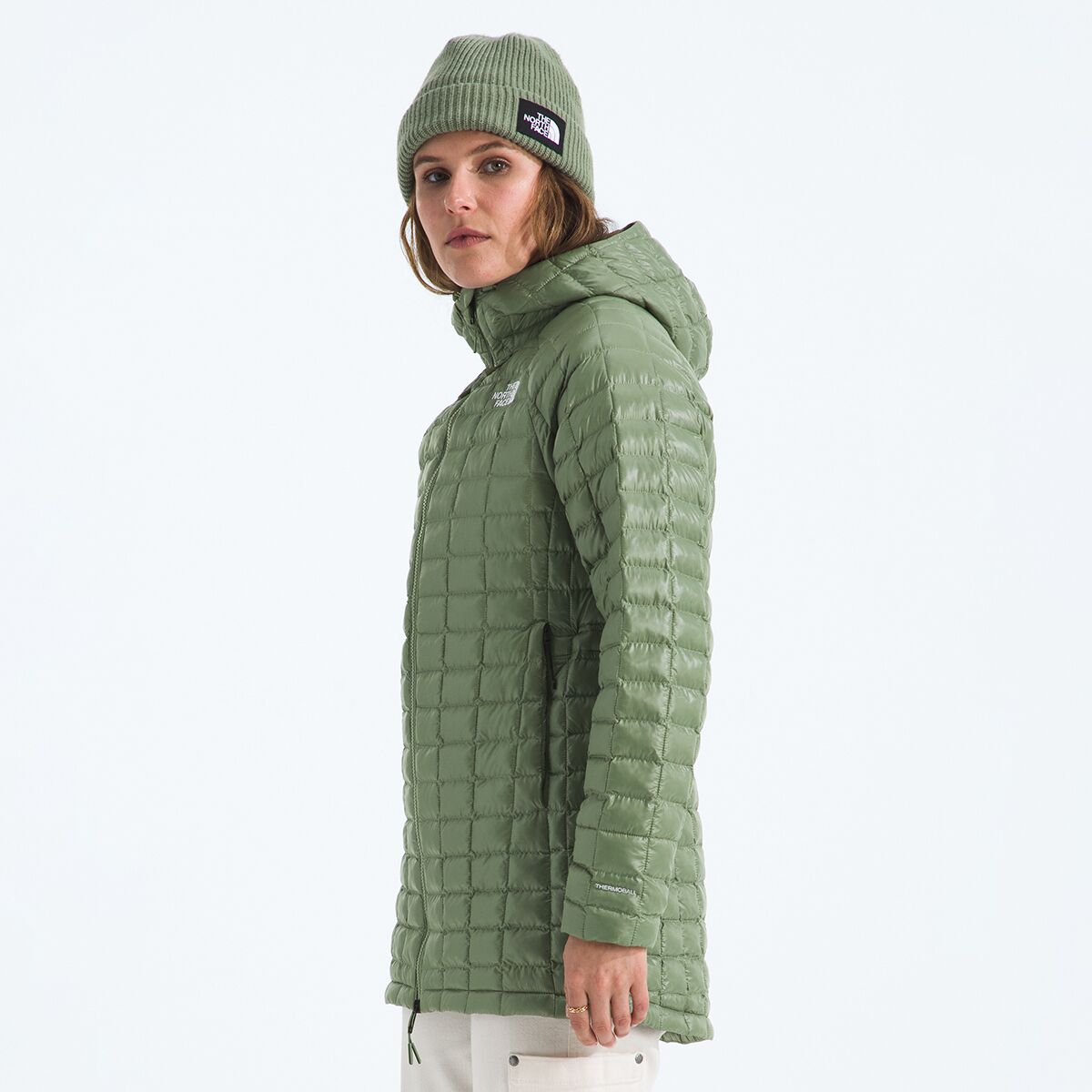 Женская куртка The North Face ThermoBall Hooded, цвет: Туманный — фото 5