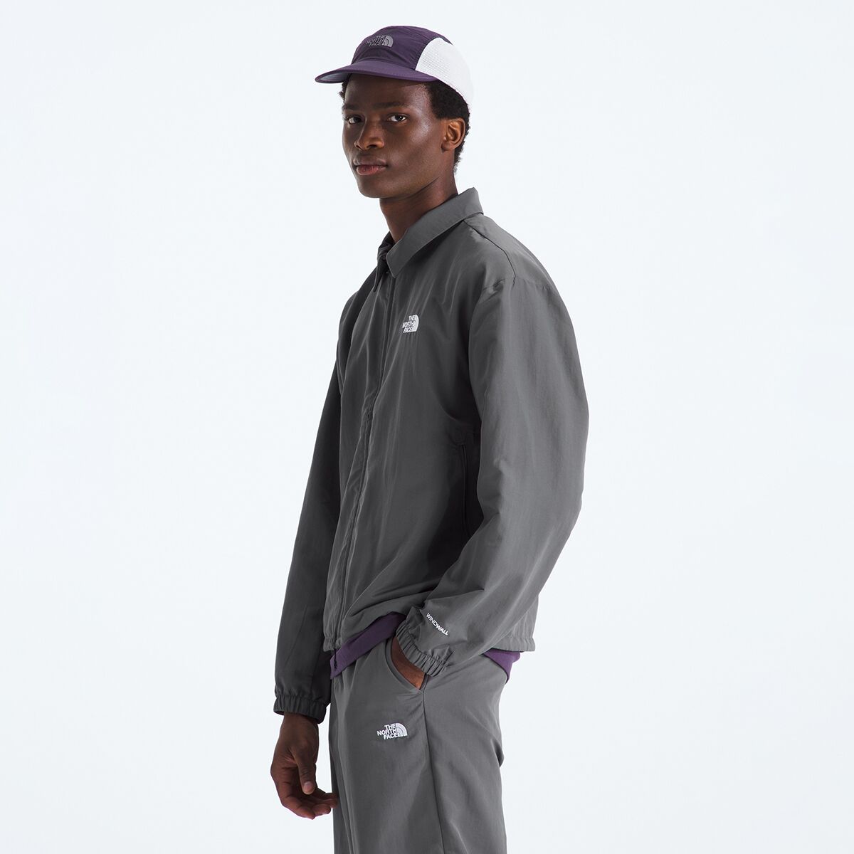 Мужская куртка The North Face TNF Easy Wind Jacket, цвет: Дымчатый жемчужный — фото 4