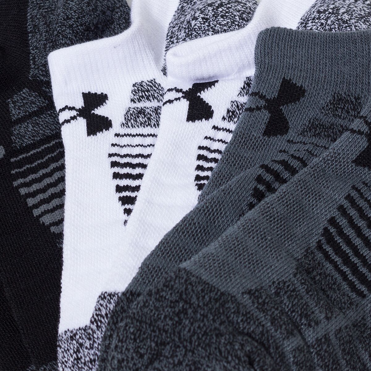 Under Armour Elevated Performance No Show Sock 3Pack Clothing