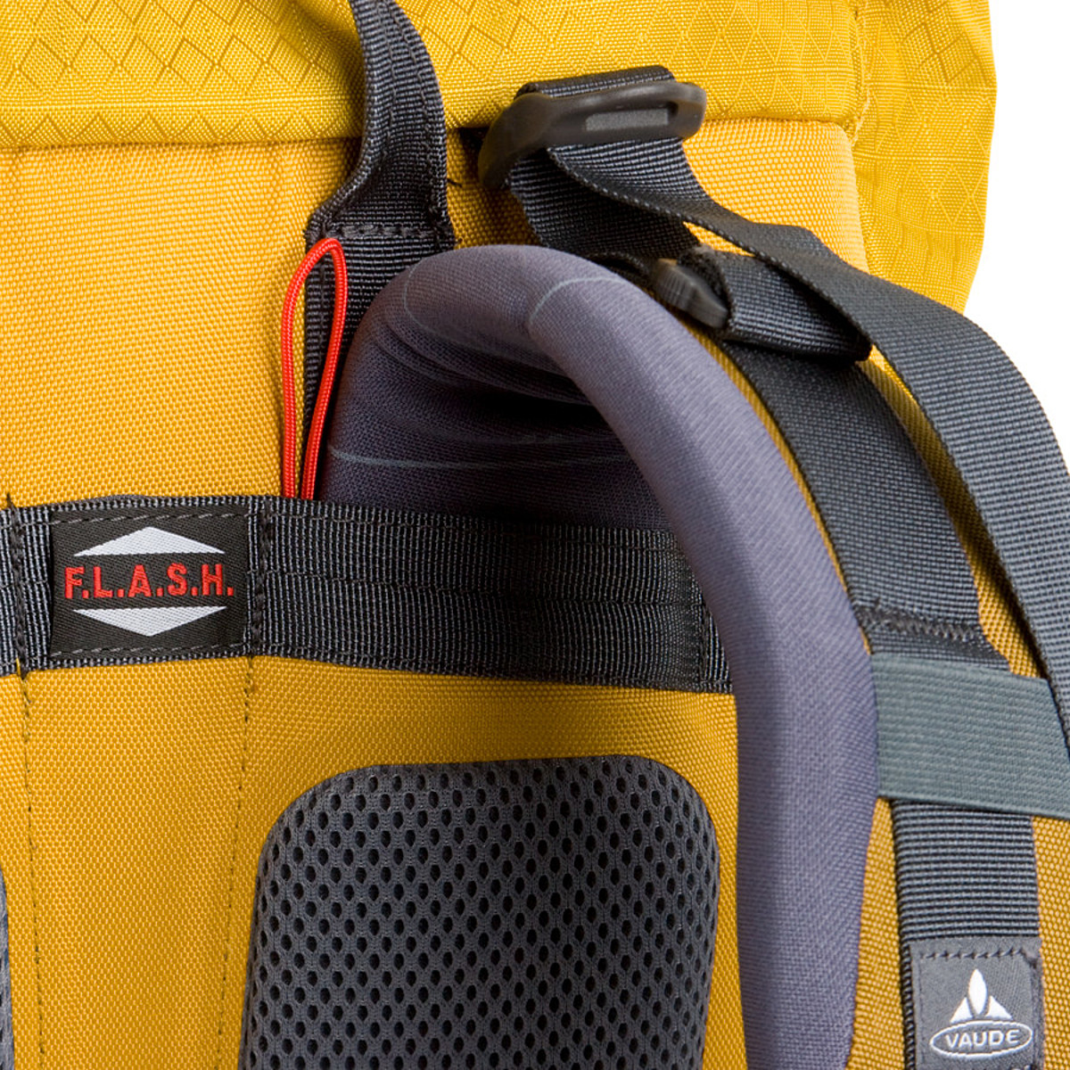 Vaude Asymmetric 40 Backpack 2440 cu in Hike & Camp