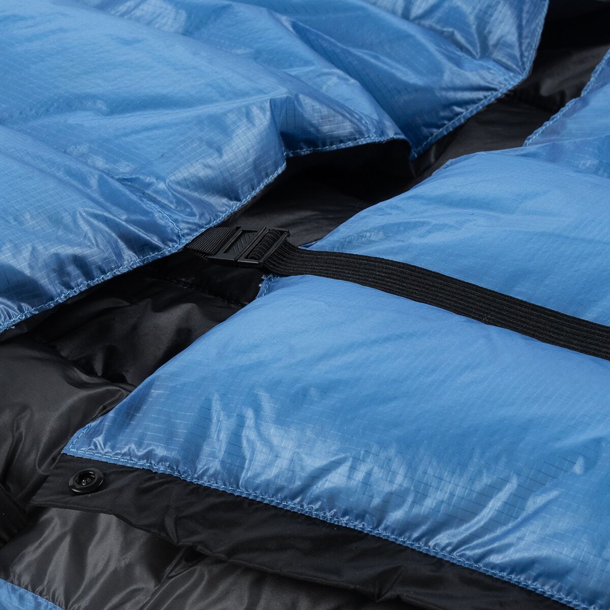 Western Mountaineering Nanolite Quilt: 38F Down