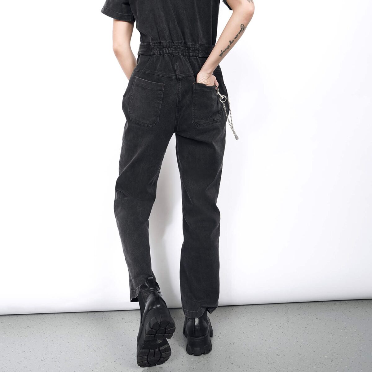 Wildfang The Essential Short-Sleeve Denim High Waisted...