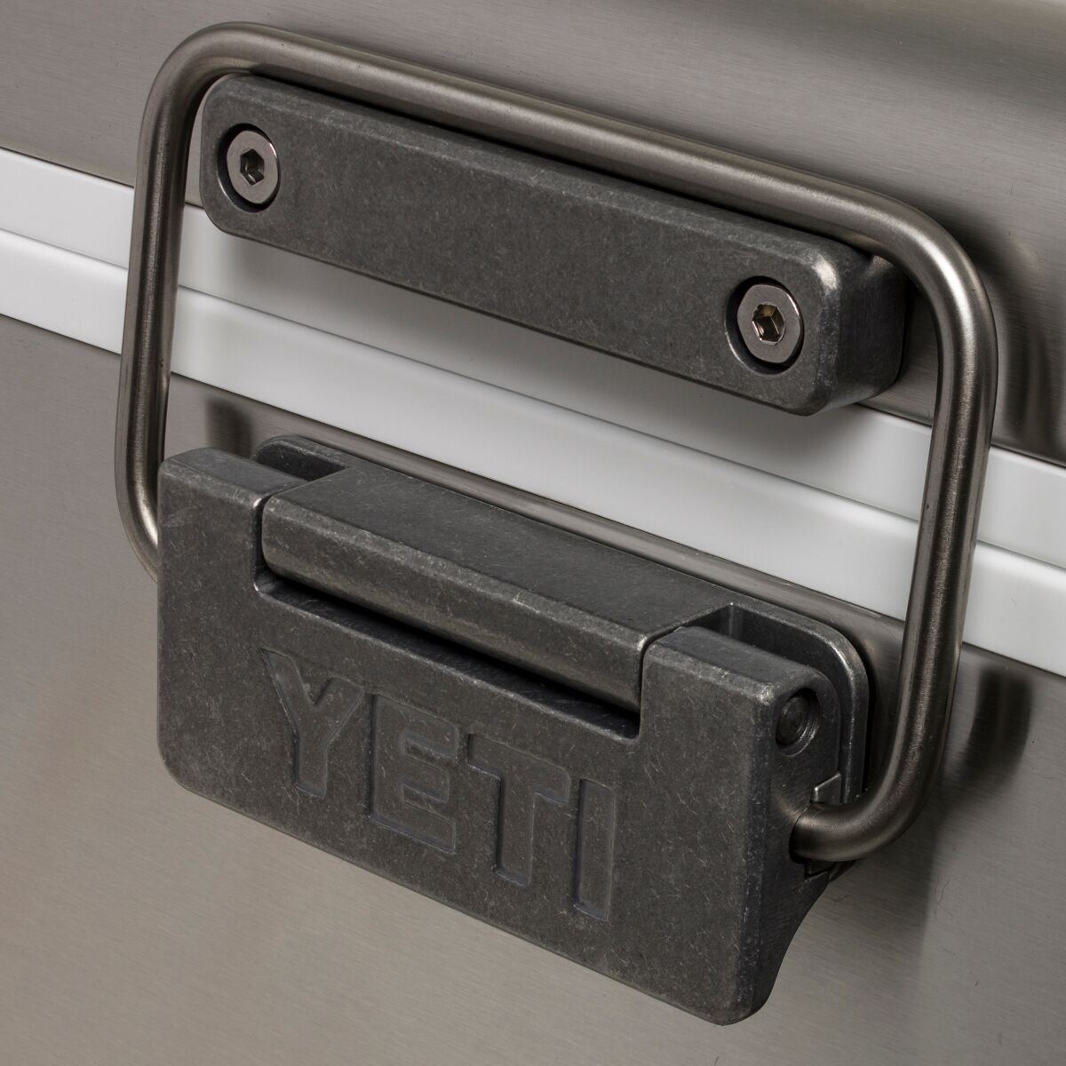 YETI V Series Cooler Hike & Camp