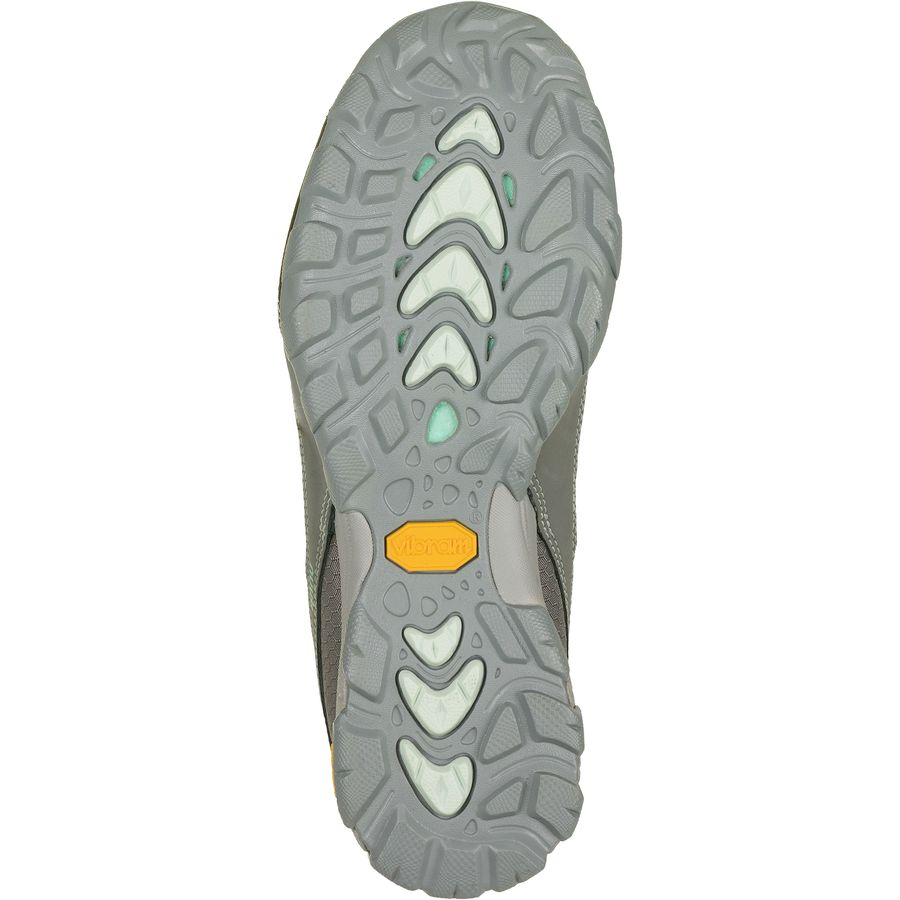 ahnu hiking shoes