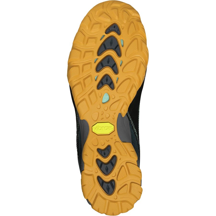 ahnu women's w sugarpine ii waterproof hiking boot