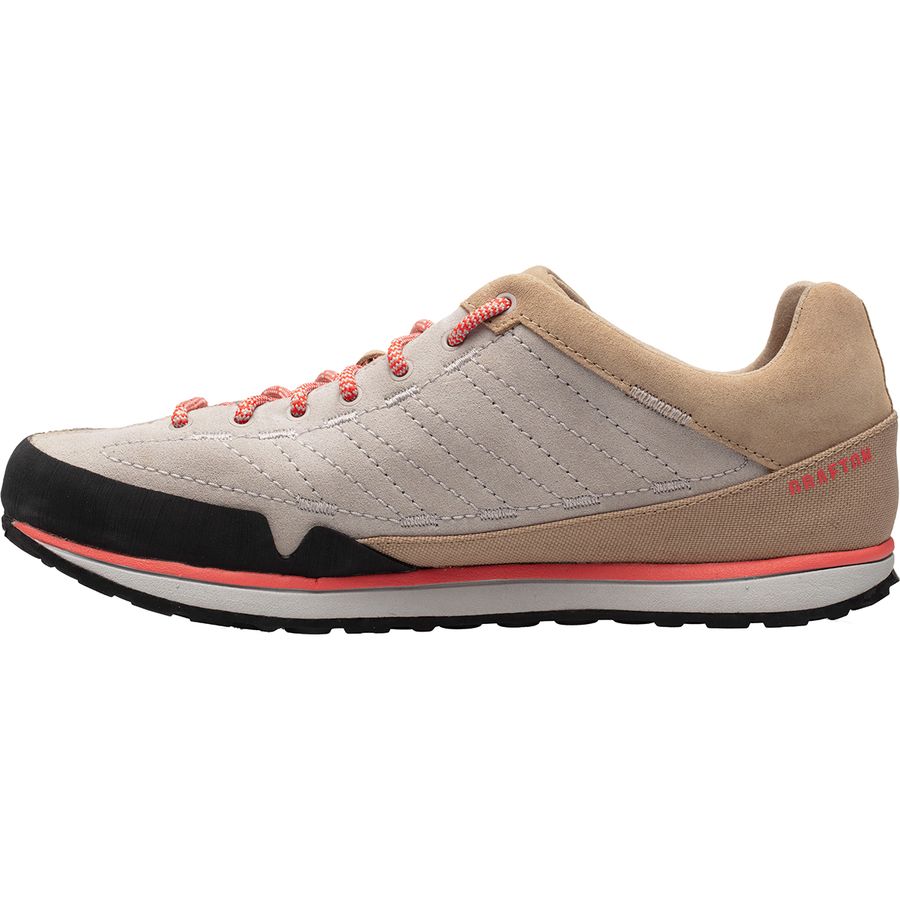 altra hiking shoes womens
